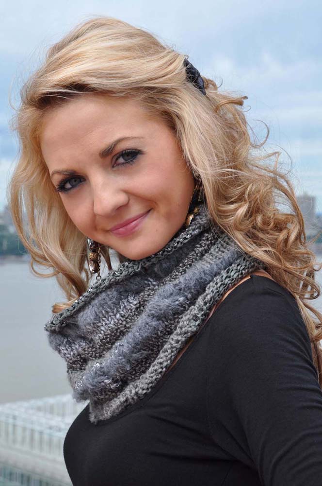 “Chic Cowl” Cabled Cowl Neck Scarf